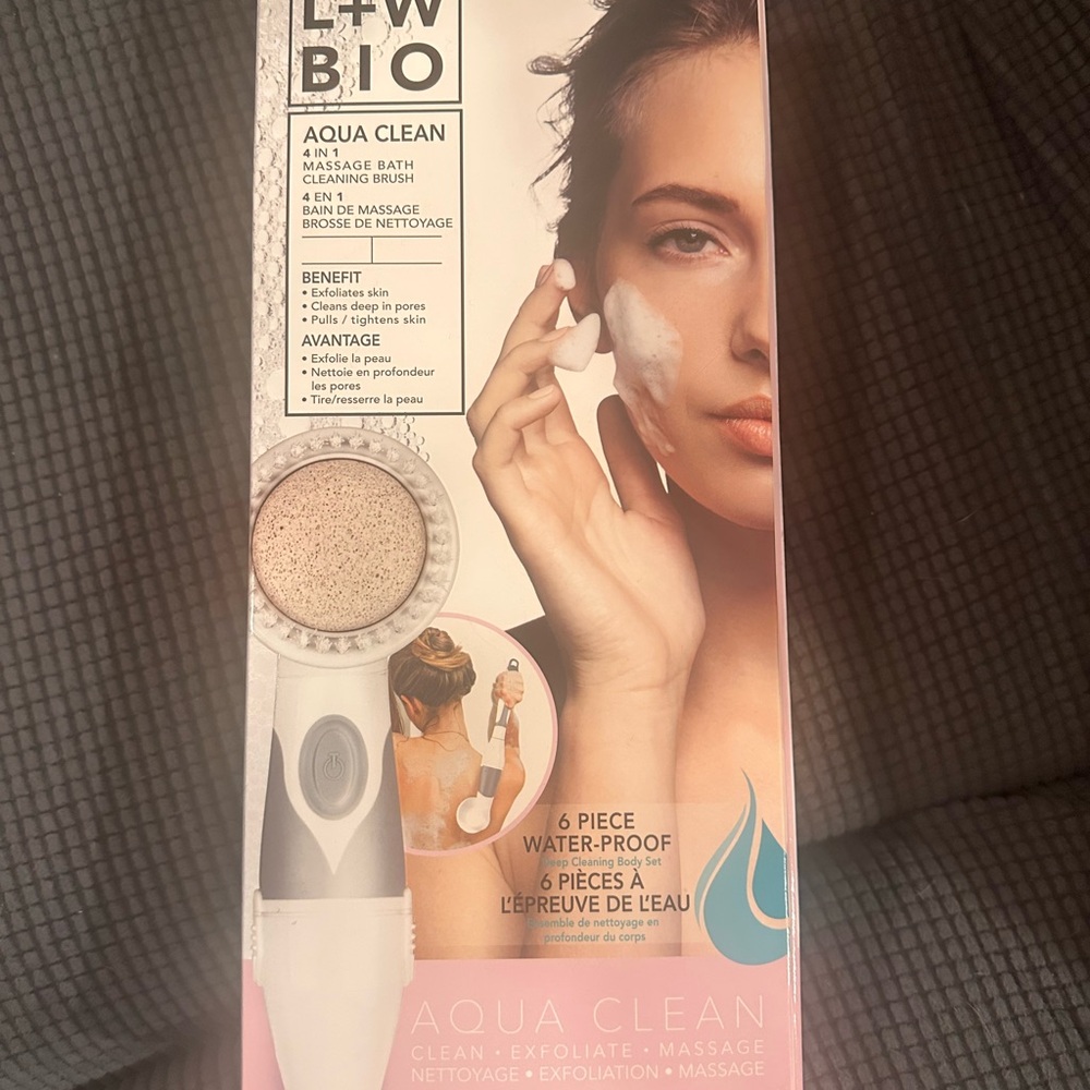 Aqua Clean Massage Bath Brush - White